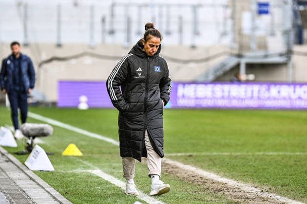 Soccer I Women I Season 2025 2026 I Bundesliga I 20 Matchday I FC Carl Zeiss Jena Hamburger SV I 15 03 2026 Liese Brancao Coach, Hamburger SV on the sideline Crop, close-up, portrait, portrait, single photo, single image, body Jena Ernst Abbe Sportfeld, ad hoc Arena Thuringia Germany Copyright: xLobeca InesxHähnelx