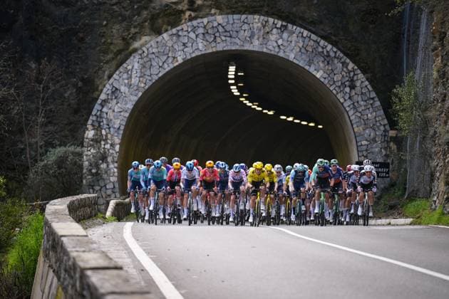 The pack of riders pictured in action during the final stage of 84th edition of the Paris-Nice cycling race, a race from Nice to Nice (129,2 km), on Sunday 15 March 2026. DAVIDxPINTENS  x167561816x