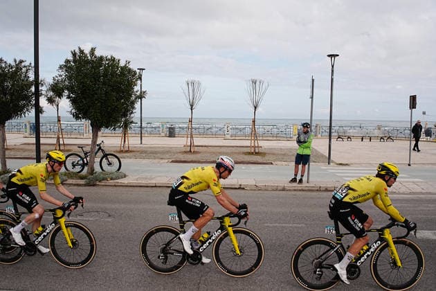 Team Visma Lease A Bike during the 142-kilometer Stage 7 of the Tirreno-Adriatico cycling race from Civitanova Marche to San Benedetto del Tronto - Italy,- Sunday , March 15, 2026. - cycling .  Copyright: xMarcoxAlpozzi LaPressex