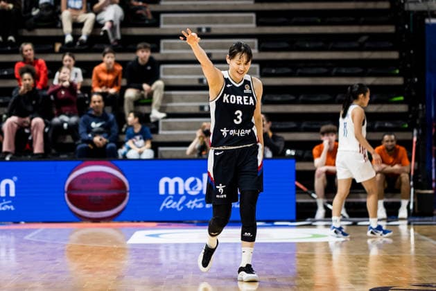 LYON-VILLEURBANNE, FRANCE - MARCH 15: Leeseul Kang (Republic of Korea, 3) cheers after a successful three pointer during the FIBA Women™s World Cup Qualifying Tournament match between Philippines (PHI) vs. Republic of Korea (KOR) at Astroballe on matchday 4 of the FIBA Women™s World Cup Qualifying Tournament on March 15, 2026 in Lyon-Villeurbanne, France. France Copyright: xSteffiexWunderlx