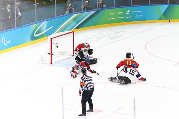 March 15, 2026, Milan, Lombardy, Italy: SHEN YIFENG 17 of China shoots during the Bronze Medal Game between Team Czechia (CZE) and Team China (CHN) at the Milano Cortina 2026 Paralympic Winter games, Winterspiele,Spiele, Summer games China won 3:2. Paralympics 2026: Milano Cortina: Para Ice hockey, Eishockey Men s Bronze Medal Game: CZE 2:3 CHN  - ZUMAc179 20260315_oly_c179_024 Copyright: xMickaelxChavetx