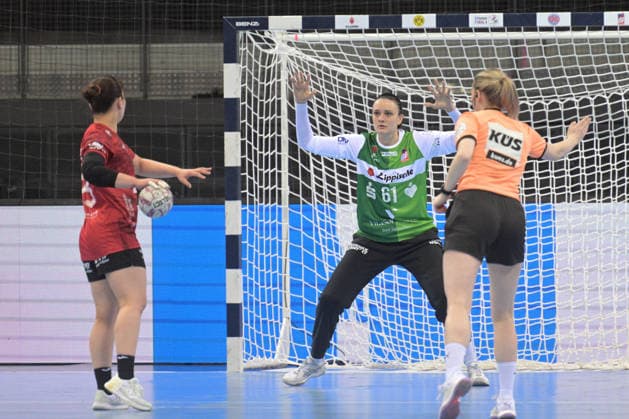 Nicole Roth HSG Blomberg Lippe, 61 in goal in duel at 7 meters with Natsuki Aizawa Thueringer HC, 23 Thueringer HC vs HSG Blomberg Lippe, Handball, Women, DHB Pokal Haushahn Final 4, Match for 3rd place, Season 2025 2026, 15 03 2026 Thueringer HC vs HSG Blomberg Lippe, Handball, Women, DHB Pokal Haushahn Final 4, Match for 3rd place, Season 2025 2026, 15 03 2026 Stuttgart Copyright: xEibner-Pressefoto TobiasxBaurx EP_TBR