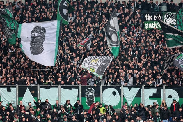 Fans of Hannover 96 at the match of the 2 Bundesliga season 2025 26 FC Schalke 04 Hannover 96 Copyright Thomas Pakusch