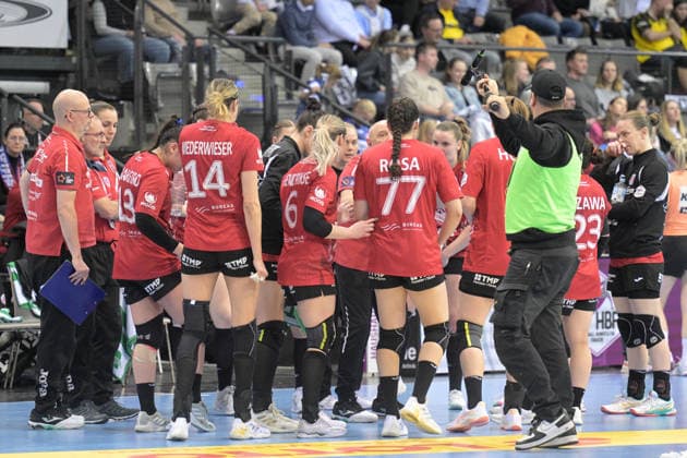 Time Out Thueringer HC Thueringer HC vs HSG Blomberg Lippe, Handball, Women, DHB Cup Haushahn Final 4, Match for 3rd place, Season 2025 2026, 15 03 2026 Thueringer HC vs HSG Blomberg Lippe, Handball, Women, DHB Cup Haushahn Final 4, Match for 3rd place, Season 2025 2026, 15 03 2026 Stuttgart Copyright: xEibner-Pressefoto TobiasxBaurx EP_TBR
