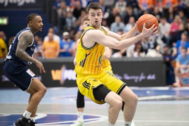 EasyCredit Basketball Bundesliga 2025 2026 Syntainics MBC vs Alba Berlin Weissenfels, Germany 15 March 2026 In the picture from left Charles Callison Weissenfels and Jonas Mattisseck Berlin Weissenfels Stadthalle Weissenfels Saxony Anhalt Germany