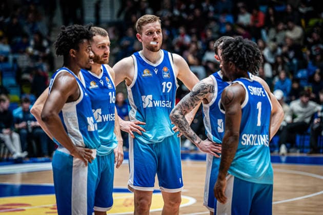 15 03 2026, xhfmx, Basketball easyCredit BBL Bundesliga, Frankfurt Skyliners EWE Baskets Oldenburg v l Nahiem Alleyne Skyliners Frankfurt , Radii Caisin Skyliners Frankfurt , Till Pape Skyliners Frankfurt , Logan Johnson Skyliners Frankfurt , Isaiah Swope Skyliners Frankfurt DFL DFB REGULATIONS PROHIBIT ANY USE OF PHOTOGRAPHS as IMAGE SEQUENCES and or QUASI VIDEO Frankfurt am Main