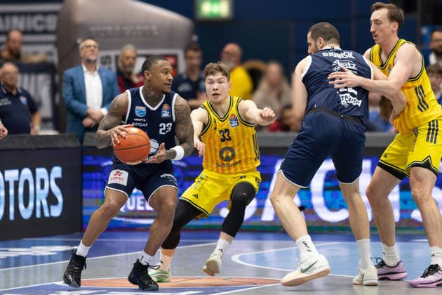 Charles Callison MBC, 23 , Bebbet Hundt Alba, 33 , Nemanja Djurisic MBC, 42 , Jonas Mattisseck Alba, 9 , Syntainics MBC vs ALBA BERLIN, Basketball, 1 Bundesliga, Men, 24 Matchday, Season 2025 26, 15 03 2026 Weißenfels Stadthalle Sachsen Anhalt Germany