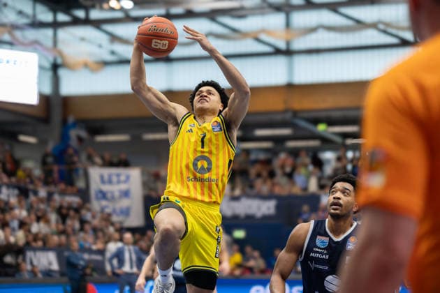 Jack Kayil Alba, 7 , Marcus Foster MBC, 5 , Syntainics MBC vs ALBA BERLIN, Basketball, 1 Bundesliga, Men, 24 Matchday, Season 2025 26, 15 03 2026 Weißenfels Stadthalle Sachsen Anhalt Germany