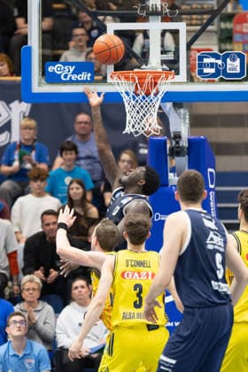 Khyri Thomas MBC, 0 , Alex O™Connell Alba, 3 , Kresimir Nikic MBC 9 , Syntainics MBC vs ALBA BERLIN, Basketball, 1 Bundesliga, Men, 24 Matchday, Season 2025 26, 15 03 2026 Weißenfels Stadthalle Sachsen Anhalt Germany