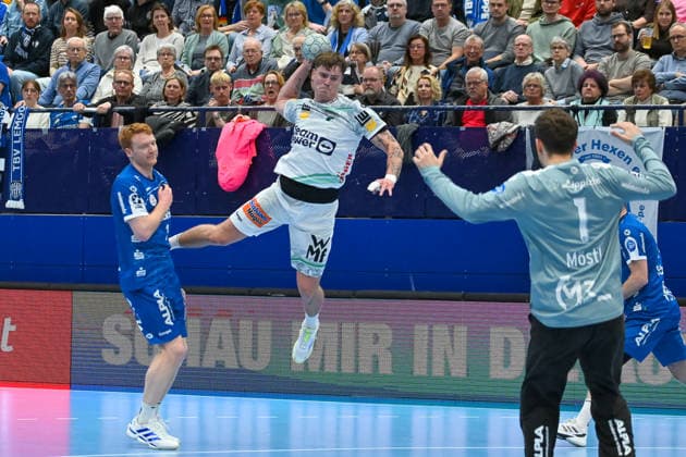 Victor Kloeve Frisch Auf Goeppingen, 07 throws TBV Lemgo Lippe vs Frisch Auf Goeppingen, Handball, 1 Bundesliga, 25 Matchday, Season 2025 2026, 15 03 2026, TBV Lemgo Lippe vs Frisch Auf Goeppingen, Handball, 1 Bundesliga, 25 Matchday, Season 2025 2026, 15 03 2026 Lemgo Copyright: xEibner-Pressefoto RobertxGertzenx EP_RGN