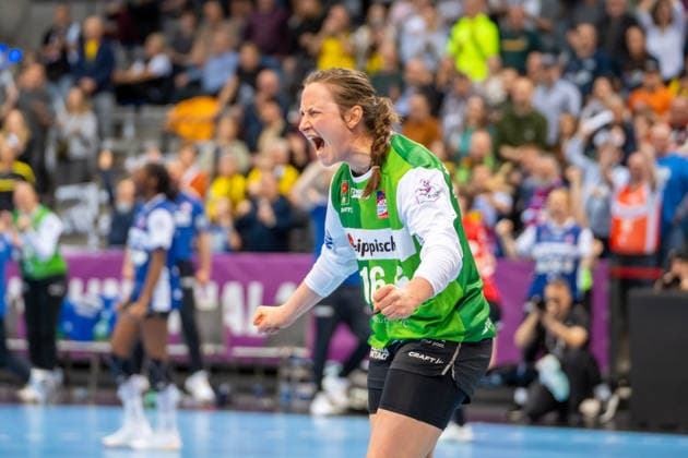 Handball I Women I Season 2025 2026 I DHB Cup Final 4 I Match for 3rd place I Thüringer HC HSG Blomberg Lippe I 15 03 2026 Melanie Veith 16, HSG Blomberg Lippe cheers Stuttgart Porsche Arena Baden Württemberg Germany Copyright: xLobeca MaxxPetershansx