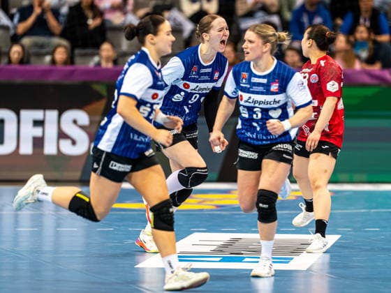 Nieke Kuehne HSG Blomberg Lippe, 09 cheers loudly, Thueringer HC vs HSG Blomberg Lippe, handball, DHB Pokal Haushahn Final 4, match for third place, 2025 2026 season, 15 03 2026 Thueringer HC vs HSG Blomberg Lippe, handball, DHB Pokal Haushahn Final 4, match for third place, 2025 2026 season, 15 03 2026 Stuttgart Copyright: xMichaelxSchmidt Eibner-Pressefotx EP_MST