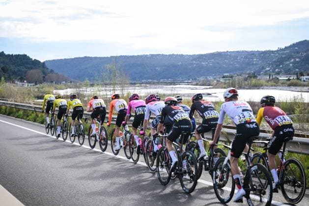 The pack of riders pictured in action during the final stage of 84th edition of the Paris-Nice cycling race, a race from Nice to Nice (129,2 km), on Sunday 15 March 2026. DAVIDxPINTENS  x167572529x