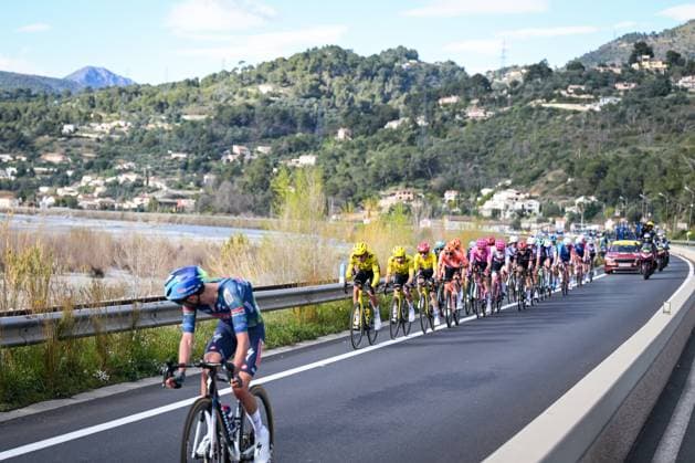 French Valentin Paret Peintre of Soudal Quick-Step gets taken by the pack of riders during the final stage of 84th edition of the Paris-Nice cycling race, a race from Nice to Nice (129,2 km), on Sunday 15 March 2026. DAVIDxPINTENS  x167572615x
