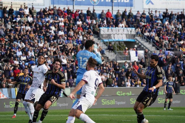 Pisa s goalkeeper Nicolas Andrade ....During the Serie A soccer match between Pisa and Cagliari at the Cetilar Arena Romeo Anconetani Stadium in Pisa; Center West Italy; monday March 15; 2026 ; Soccer  Copyright: xAlessandroxLaxRocca xLaPressex