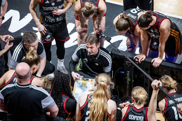 Basketball Villeurbanne 14 03 2026 Wommen™s Basketball World Cup 2026 Qualifying Tournament Colombia COL Germany GER Olaf Lange Germany, Coach