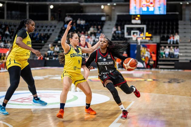 Basketball Villeurbanne 14 03 2026 Wommen™s Basketball World Cup 2026 Qualifying Tournament Colombia COL Germany GER Alexis Peterson Germany, No 01 Manuela Rios Colombia, No 09