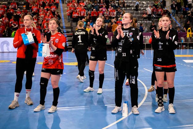 Handball DHB Cup, Match 3rd place, Thueringer HC HSG Blomberg Lippe the team from THC Stuttgart Porsche Arena Baden Württemberg Germany