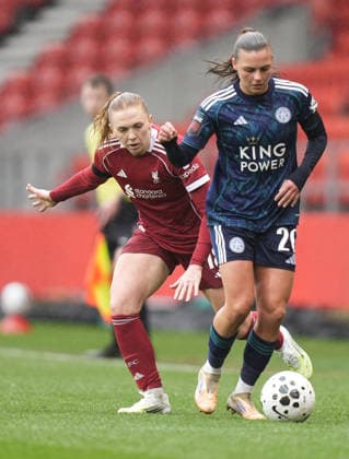 Liverpool Women v Leicester City Women Barclays Women s Super League Sarah Mayling of Leicester City Women (right) under pressure from Ceri Holland of Liverpool Women during the Barclays Women s Super League match at BrewDog Stadium, St Helens 15 03 2026 UK Newspapers OUT Copyright: xMikexMartinx FIL-23137-0076