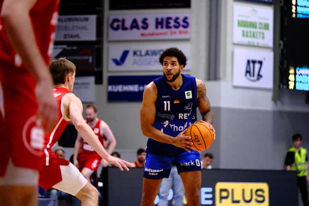 ProA Phoenix Hagen vs Nürnberg Falcons BC, Hagen, 15 03 2026, Ischelandhalle Hagen Marvin Omonigho Omuvwie 11, Phoenix Hagen, PF looking for a teammate ProA Phoenix Hagen vs Nürnberg Falcons BC, Hagen, 15 03 2026, Ischelandhalle Hagen Copyright: xBEAUTIFULxSPORTS Piepenstockx
