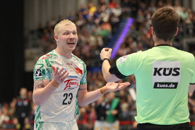 15 03 2026, xgox, Handball Daikin HBL Bergischer HC SC Magdeburg emspor, v l Magnus Saugstrup Magdeburg, 23 Complains, complains, scolds Duesseldorf
