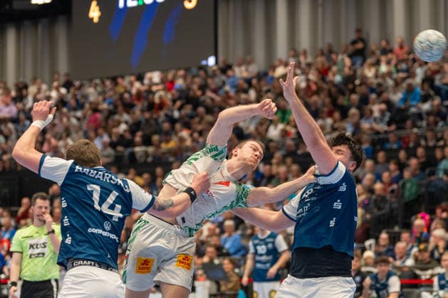 Duel between Gerdas Barbarskas Bergischer HC 06, 14 , Felix Claar SC Magdeburg, 07 and Aron Seesing Bergischer HC 06, 49 Bergischer HC 06 vs SC Magdeburg, Handball, DAIKIN Handballbundesliga, 25 Matchday, Season 2025 2026, 15 03 2026 Bergischer HC 06 vs SC Magdeburg, Handball, DAIKIN Handballbundesliga, 25 Matchday, Season 2025 2026, 15 03 2026 Duesseldorf Copyright: xEibner-Pressefoto ThomasxHaeslerx EP_THR