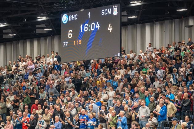 The spectators cheer the actions of BHC Bergischer HC 06 against SC Magdeburg, Handball, DAIKIN Handballbundesliga, 25 Matchday, Season 2025 2026, 15 03 2026 Bergischer HC 06 against SC Magdeburg, Handball, DAIKIN Handballbundesliga, 25 Matchday, Season 2025 2026, 15 03 2026 Duesseldorf Copyright: xEibner-Pressefoto ThomasxHaeslerx EP_THR