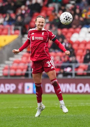 Liverpool Women v Leicester City Women Barclays Women s Super League Martha Thomas of Liverpool Women heads the ball during the Barclays Women s Super League match at BrewDog Stadium, St Helens 15 03 2026 UK Newspapers OUT Copyright: xMikexMartinx FIL-23137-0104