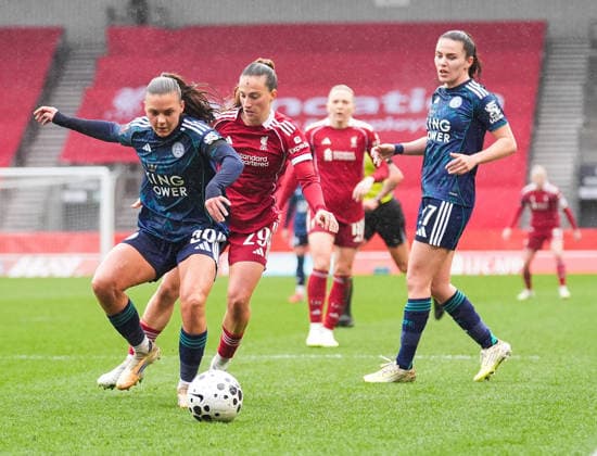 Liverpool Women v Leicester City Women Barclays Women s Super League Sarah Mayling of Leicester City Women (left) under pressure from Alejandra Bernabe of Liverpool Women (second left) during the Barclays Women s Super League match at BrewDog Stadium, St Helens 15 03 2026 UK Newspapers OUT Copyright: xMikexMartinx FIL-23137-0111