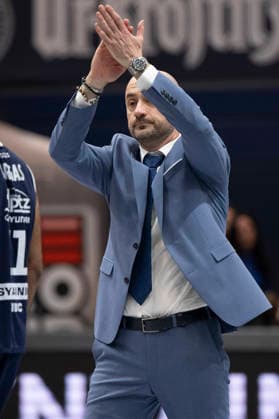 EasyCredit Basketball Bundesliga 2025 2026 Syntainics MBC vs Alba Berlin Weissenfels, Germany 15 March 2026 In the picture Coach Milenko Bogicevic Weissenfels Cheers, joy, emotion, Weissenfels Stadthalle Weissenfels Saxony Anhalt Germany
