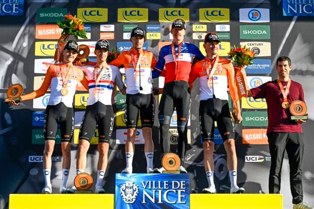 Paris Nice 2026 Stage 8 NICE, FRANCE - MARCH 15 : Team INEOS Grenadiers on the podium during stage 8 of the 84th edition of Paris - Nice an UCI World Tour 2.UWT cycling road race stage for Men Elite of 145 km with start in Nice and finish in Nice on March 15, 2026 in Nice, France, 15 03 2026 ( Motordriver Guy De Vuyst - Nice France  Copyright: xNicoxVereeckenx