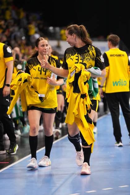 Scene with Lara Egeling 44 Borussia Dortmund Haushahn Final4 Final HSG Bensheim Auerbach vs Borussia Dortmund Copyright: xspeedshotx