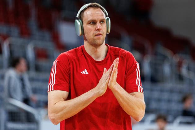 Johannes Voigtmann FC Bayern Muenchen Basketball, 07 , single picture, single photo, portrait, portrait, warm up, before the start of the match, BMA365 Bamberg Baskets vs FC Bayern Muenchen Basketball, Basketball, easyCredit BBL, 24 Matchday, 15 03 2026 BMA365 Bamberg Baskets vs FC Bayern Muenchen Basketball, Basketball, easyCredit BBL, 24 Matchday, 15 03 2026 Bamberg Copyright: xEibner-Pressefoto G.xSantemizx EP_EER