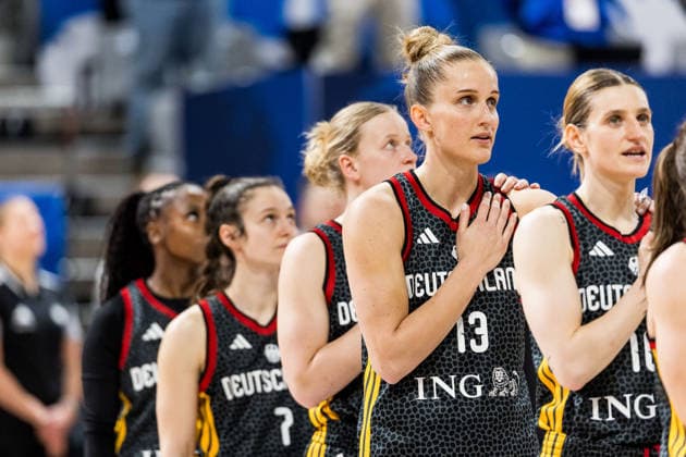 LYON-VILLEURBANNE, FRANCE - MARCH 15: Leonie Fiebich (Germany, 13) during the anthem before the FIBA Women™s World Cup Qualifying Tournament match between Colombia (COL) vs. Germany (GER) at Astroballe on matchday 4 of the FIBA Women™s World Cup Qualifying Tournament on March 15, 2026 in Lyon-Villeurbanne, France. France Copyright: xSteffiexWunderlx
