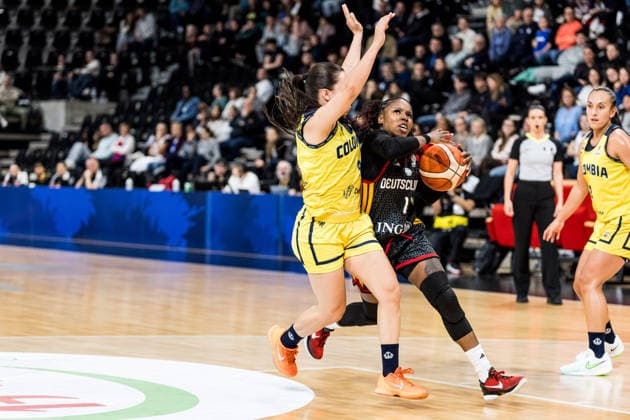 LYON-VILLEURBANNE, FRANCE - MARCH 15: Alexis Peterson (Germany, 1) controls the ball against Manuela Rios (Colombia, 9) during the FIBA Women™s World Cup Qualifying Tournament match between Colombia (COL) vs. Germany (GER) at Astroballe on matchday 4 of the FIBA Women™s World Cup Qualifying Tournament on March 15, 2026 in Lyon-Villeurbanne, France. France Copyright: xSteffiexWunderlx