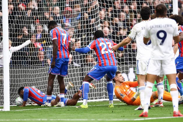 Crystal Palace gegen Leeds United 15. März 2026, London Premier League Fußball Crystal Palace gegen Leeds United Jaydee Canvot von Crystal Palace jubelt, als Jefferson Lerma von Crystal Palace den Ball über die Linie stochert, um ein Tor zu erzielen, das am Ende nicht anerkannt wird Foto Jacques Feeney Abseits London UK  Copyright: xJacquesxFeeneyx xOffsidexOffside