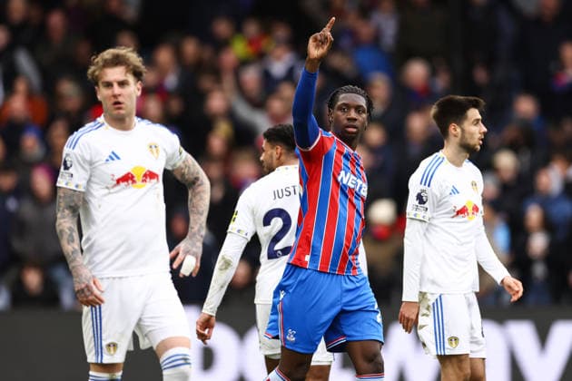 Crystal Palace gegen Leeds United 15. März 2026, London Premier League Fußball Crystal Palace gegen Leeds United Jaydee Canvot von Crystal Palace winkt mit dem Finger, als ein Tor wegen Abseits nicht anerkannt wird Foto Jacques Feeney Abseits London UK  Copyright: xJacquesxFeeneyx xOffsidexOffside