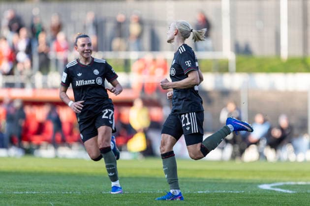 Google Pixel Women Bundesliga 1 FC Köln FC Bayern München 15 03 2026 Pernille Harder FC Bayern München, 21 celebrates after her goal with Arianna Caruso FC Bayern München, 27 on matchday 20 of the Google Pixel Women Bundesliga in the match between 1 FC Köln and FC Bayern München on 15 03 2026 at Franz Kremer Stadion in Cologne, Germany Copyright: xBEAUTIFULxSPORTS Meuselx