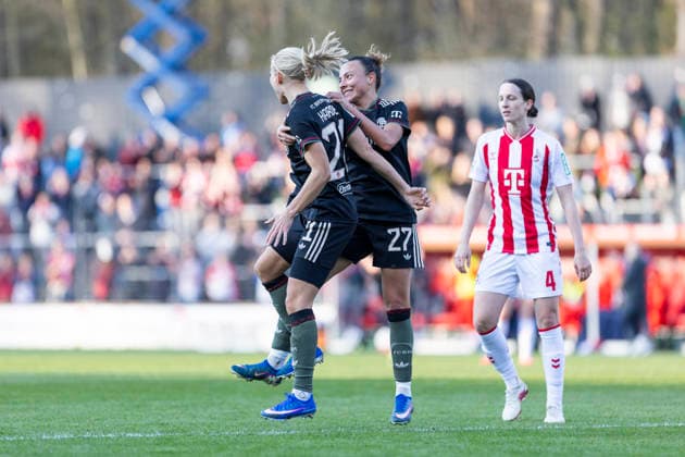 Google Pixel Women Bundesliga 1 FC Köln FC Bayern München 15 03 2026 Pernille Harder FC Bayern München, 21 celebrates after her goal with Arianna Caruso FC Bayern München, 27 on matchday 20 of the Google Pixel Women Bundesliga in the match between 1 FC Köln and FC Bayern München on 15 03 2026 at Franz Kremer Stadion in Cologne, Germany Copyright: xBEAUTIFULxSPORTS Meuselx