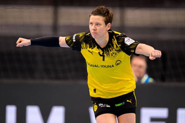 Handball DHB Cup, Final, HSG Bensheim Auerbach Borussia Dortmund Alina Grijseels Dortmund Jubel Freude Emotion Stuttgart Porsche Arena Baden Württemberg Germany