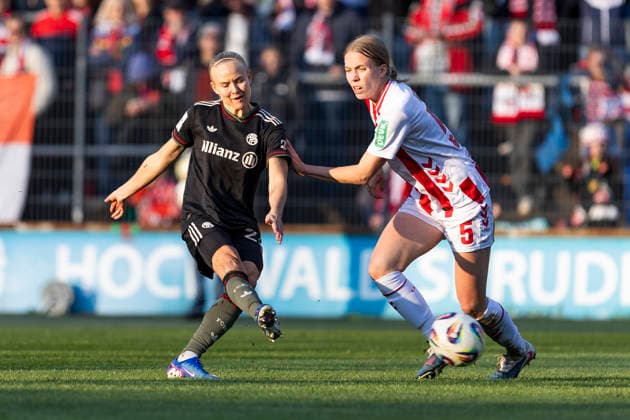 Google Pixel Womens Bundesliga 1 FC Köln FC Bayern München 15 03 2026 Pernille Harder FC Bayern München, 21 scores her second goal against Celina Degen 1 FC Köln, 5 on matchday 20 of the Google Pixel Womens Bundesliga in the match between 1 FC Köln and FC Bayern München on 15 03 2026 at Franz Kremer Stadion in Cologne, Germany Copyright: xBEAUTIFULxSPORTS Meuselx