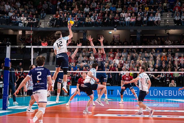 Volleyball I Men I Season 2025 2026 I Bundesliga I SVG Lüneburg ASV Dachau I 15 03 2026 Attack Tobias Besenböck 12, ASV Dachau Lüneburg LKH Arena Niedersachsen Germany Copyright: xLobeca Björn-OlexKehmx