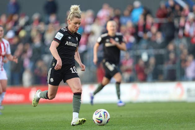 Linda Dallmann FC Bayern München in action, on the ball, single action during the Woman Bundesliga match between 1 FC Köln and Bayern München, Franz Kremer Stadion on March 15 in Cologne, Germany Photo by Oliver Kaelke DeFodi Images Linda Dallmann FC Bayern München controls the ball during the Woman Bundesliga match between 1 FC Köln and Bayern München at Franz Kremer Stadion on March 15, 2026 in Cologne, Germany Photo by Oliver Kaelke DeFodi Images DFL regulations prohibit any use of photographs as image sequences and or quasi video Photo by Oliver Kaelke DeFodi Images