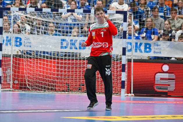 Julian Buchele Frisch Auf Goeppingen, 01 cheers TBV Lemgo Lippe vs Frisch Auf Goeppingen, Handball, 1 Bundesliga, 25 Matchday, Season 2025 2026, 15 03 2026, TBV Lemgo Lippe vs Frisch Auf Goeppingen, Handball, 1 Bundesliga, 25 Matchday, Season 2025 2026, 15 03 2026 Lemgo Copyright: xEibner-Pressefoto RobertxGertzenx EP_RGN