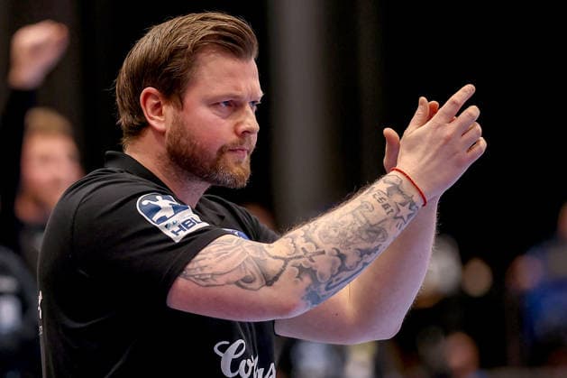 15 03 2026, Handball, HBL, Bergischer HC SC Magdeburg, Mitsubishi Electric HALLE Düsseldorf Head coach Arnor Gunnarsson BHC hc gesticulating on the sidelines North Rhine-Westphalia Germany