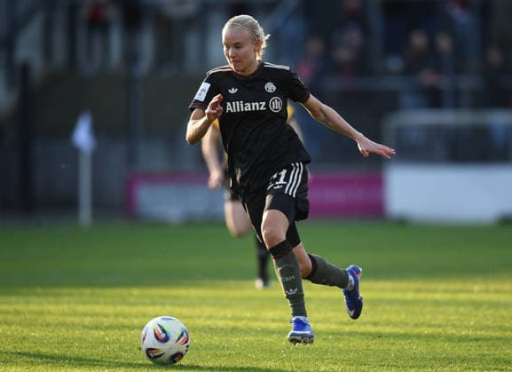 15 03 2026, xophax, Soccer Women Bundesliga Google Pixel Women Bundesliga 25 26 Pernille Harder Bayern Munich DFL DFB REGULATIONS PROHIBIT ANY USE OF PHOTOGRAPHS as IMAGE SEQUENCES and or QUASI VIDEO Koeln