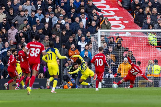Football - FA Premier League - Liverpool FC v Tottenham Hotspur FC LIVERPOOL, ENGLAND - Sunday, March 15, 2026: Liverpool s Andy Robertson dives to stop Tottenham Hotspur from scoring during the FA Premier League match between Liverpool FC and Tottenham Hotspur FC at Anfield. (Photo by David Rawcliffe Propaganda) LIVERPOOL Anfield MERSEYSIDE ENGLAND  Copyright: xDavidxRawcliffex P2026-03-15-Liverpool_Tottenham-34