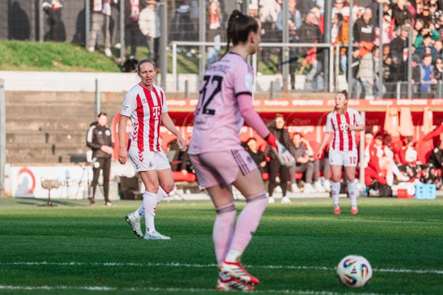 Pauline Bremer 1 FC Koeln, 11 lurking for the ball 1 FC Köln vs FC Bayern München, Football, Google Pixel Womens Bundesliga, Matchday 20, Season 2025 26, 15 03 2026, 1 FC Köln vs FC Bayern München, Football, Google Pixel Womens Bundesliga, Matchday 20, Season 2025 26, 13 03 2026 Cologne Copyright: xEibner-Pressefoto LukasxBaldygax EP_LBA