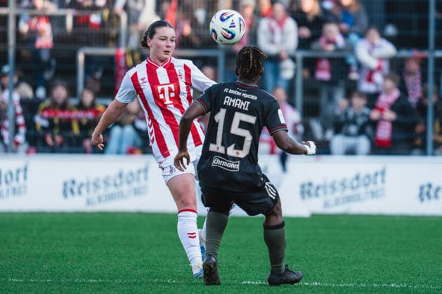 Amelie Bohnen 1 FC Koeln, 15 clears the BAll in front of Bernadette Amani FC Bayern Muenchen, 15 1 FC Köln vs FC Bayern München, Football, Google Pixel Womens Bundesliga, 20 Matchday, Season 2025 26, 15 03 2026, 1 FC Köln vs FC Bayern München, Football, Google Pixel Womens Bundesliga, 20 Matchday, Season 2025 26, 13 03 2026 Cologne Copyright: xEibner-Pressefoto LukasxBaldygax EP_LBA