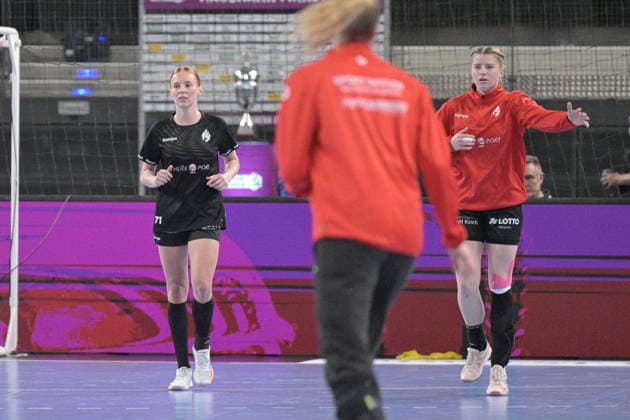 Jule Polsz HSG Bensheim Auerbach, 71 and Nina Engel HSG Bensheim Auerbach, 06 at the warm up HSG Bensheim Auerbach vs BVB Borussia Dortmund Handball, Handball, Women, DHB Pokal Haushahn Final 4, Final, Season 2025 2026, 15 03 2026 HSG Bensheim Auerbach vs BVB Borussia Dortmund Handball, Handball, Women, DHB Pokal Haushahn Final 4, Final, Season 2025 2026, 15 03 2026 Stuttgart Copyright: xEibner-Pressefoto TobiasxBaurx EP_TBR